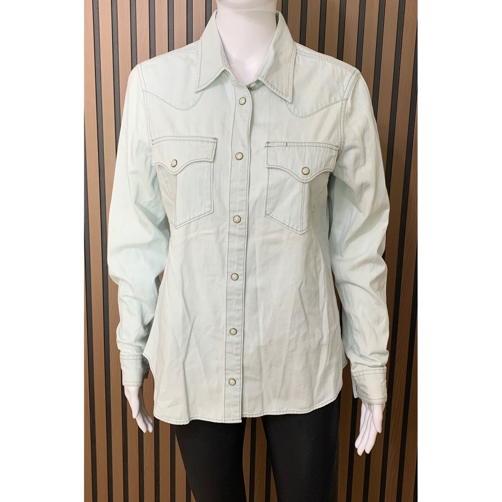 Tecovas Women's Light Wash Denim Western Pearl Snap Shirt Small Blue Cotton
